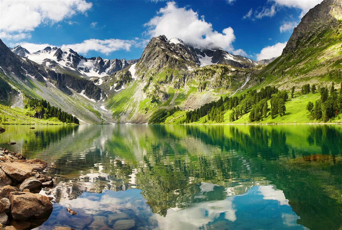 Фотошпалери відображення ландшафту у воді